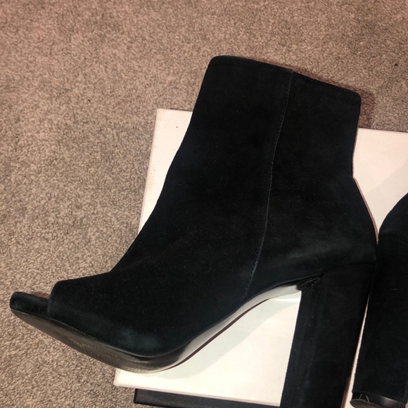 Steve Madden - Open Toe Ankle Boots - Picture 5 of 6